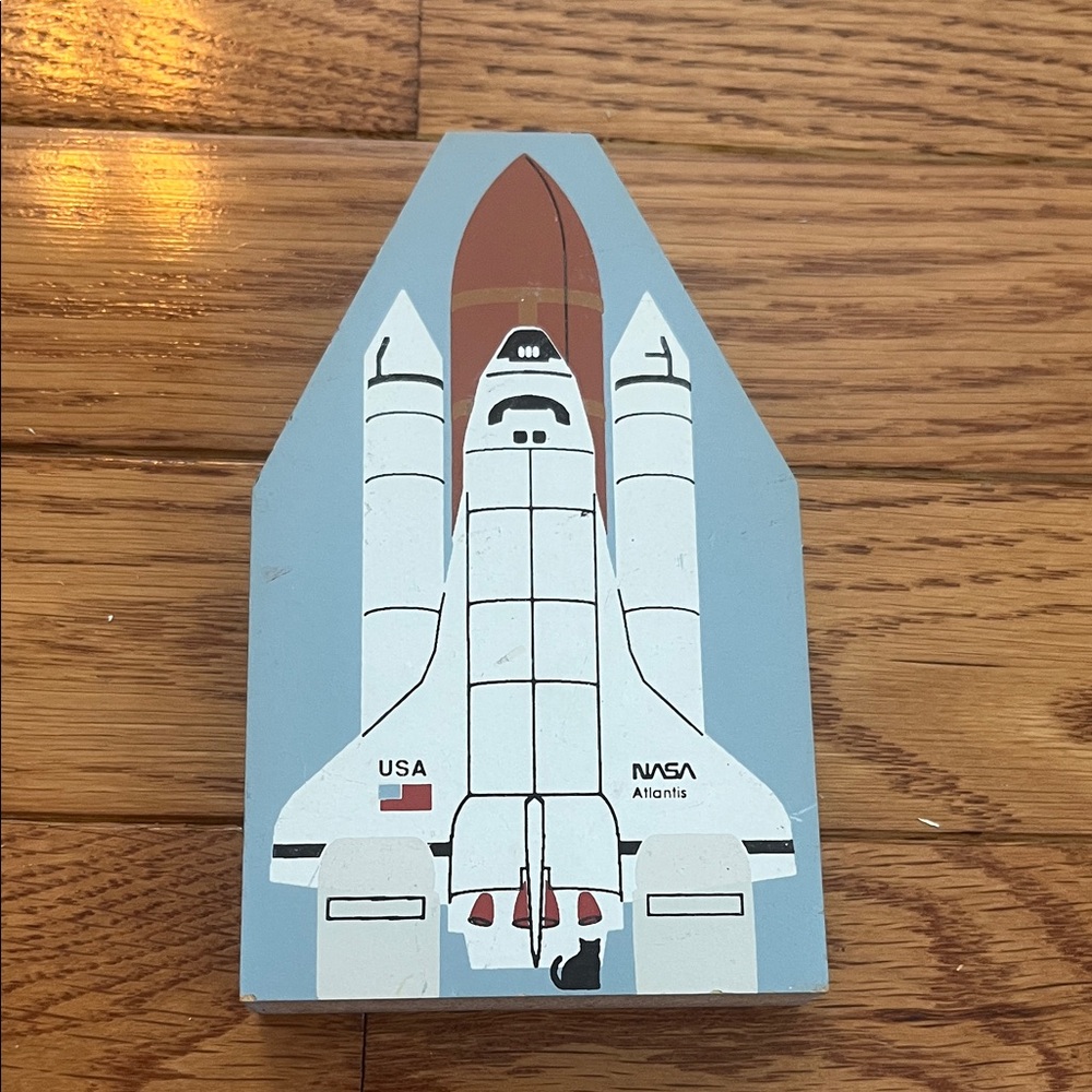 Vtg Cats Meow‎ Village Faline NASA Atlantis Titusville Space Rocket Collectible